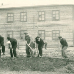 15 сентября 1970 года Дом пионеров Новосибирского района открылся в городе Обь